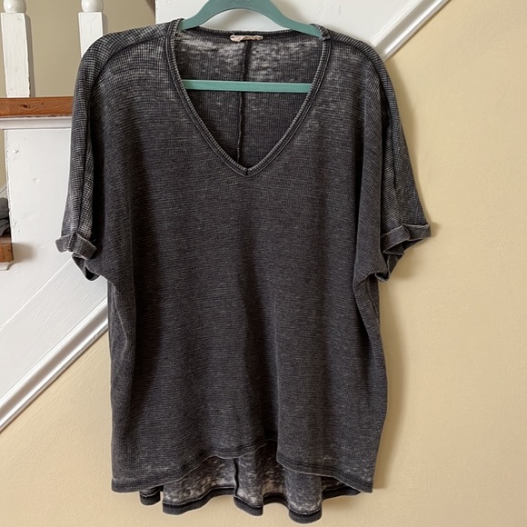 Vici gray waffle tee 🌟 - Picture 6 of 9